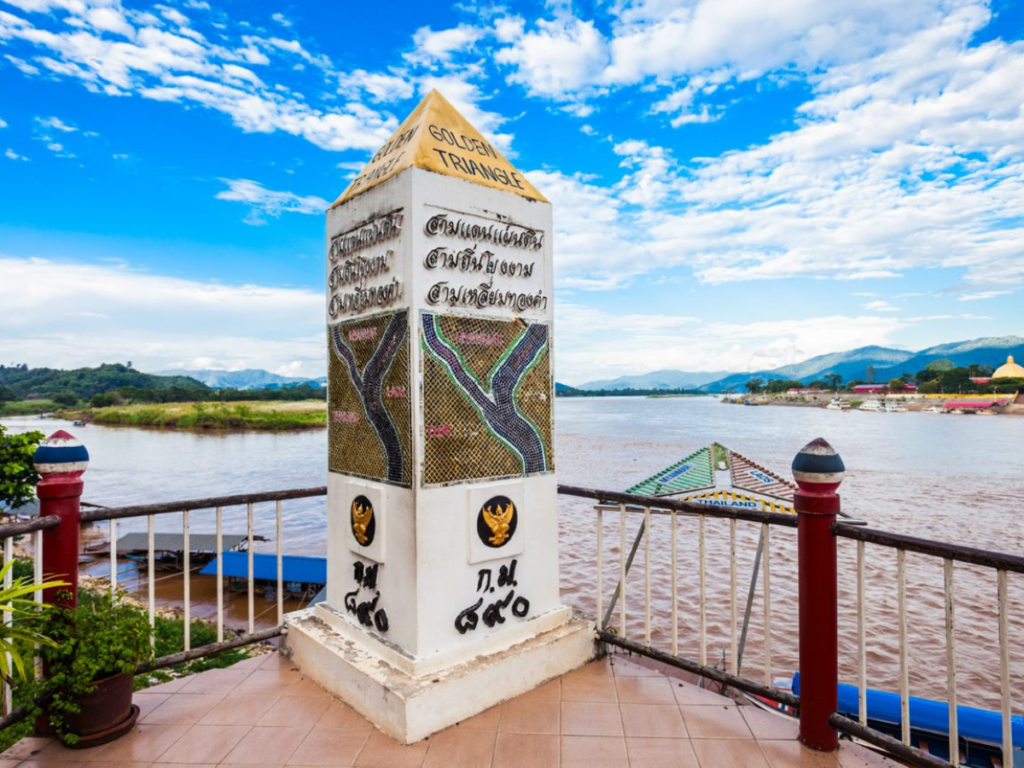 Tour OneDay ChiangRai & Golden Triangle