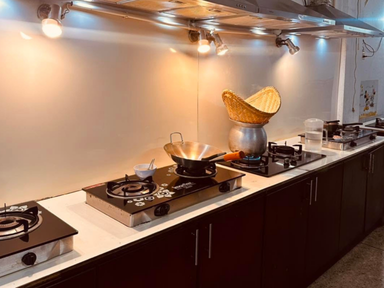 Basil Cookery School
