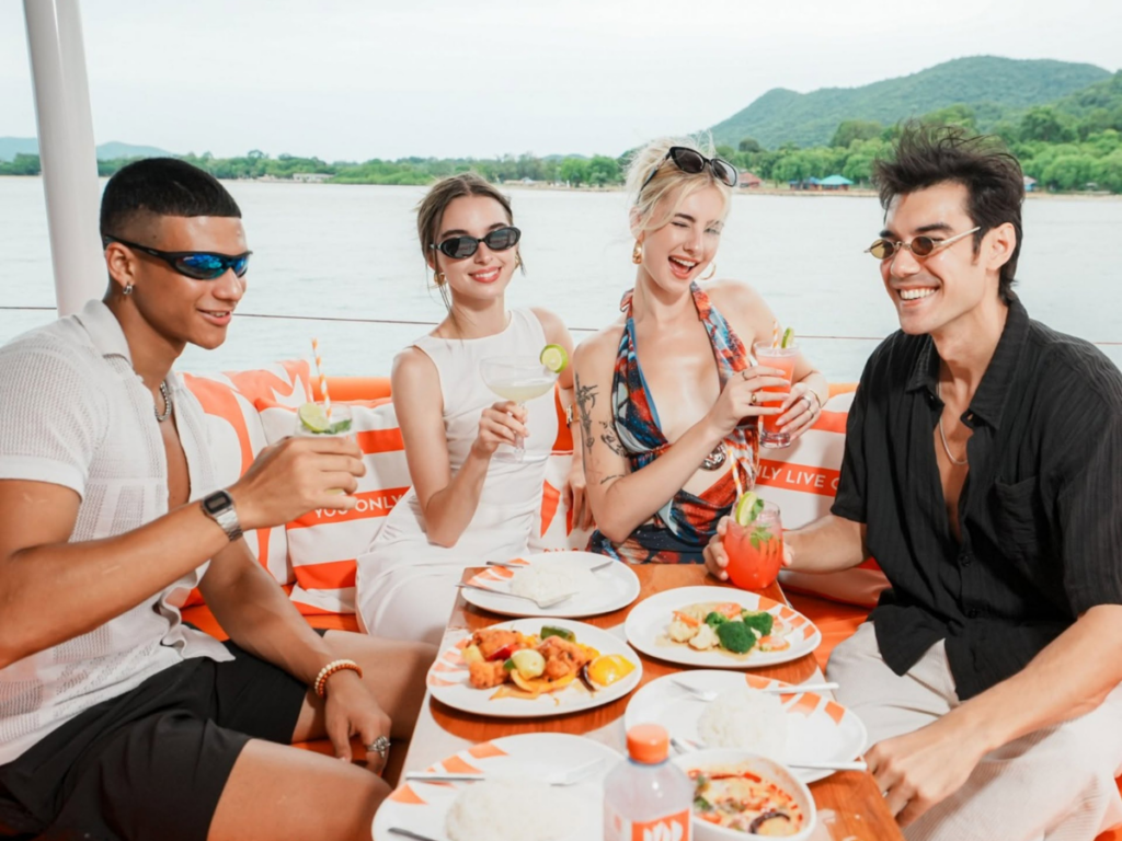 ล่องเรือปาร์ตี้พัทยา Chateau Party Yacht