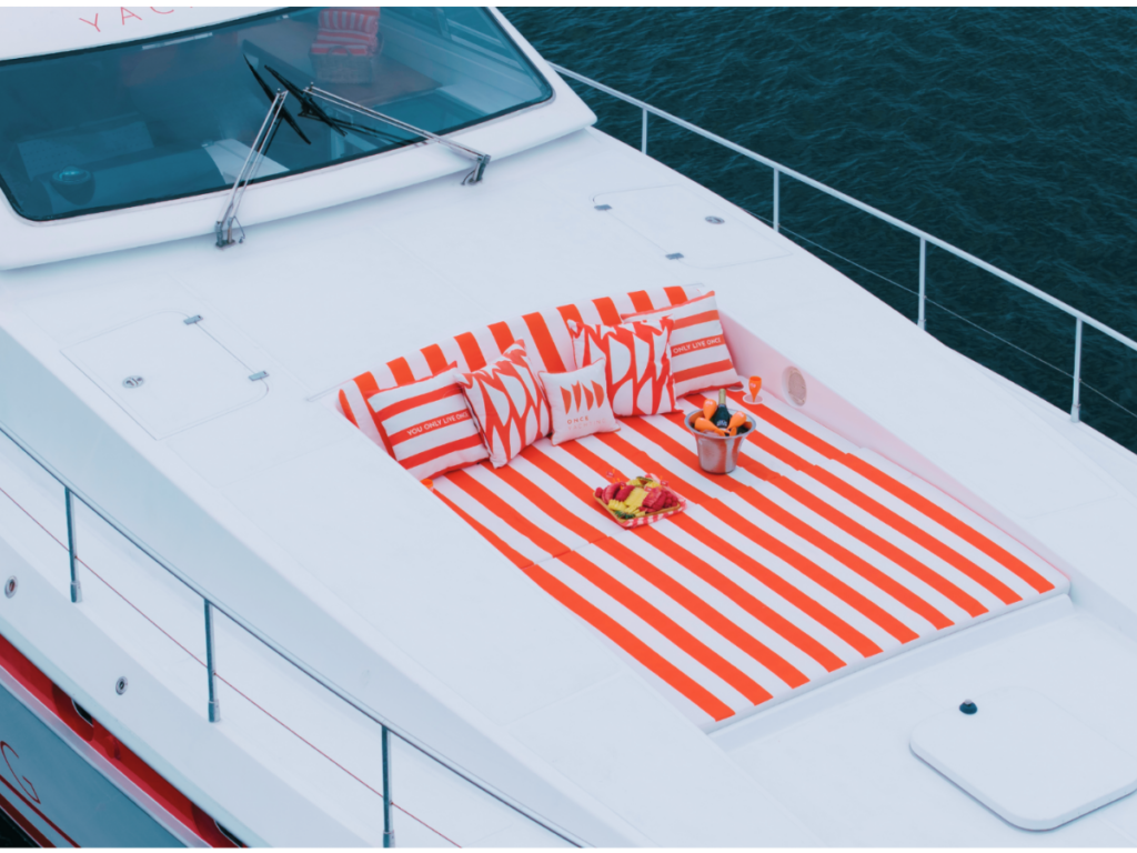 Motor Yacht Arno Leopard Cognac yacht 75 ft.