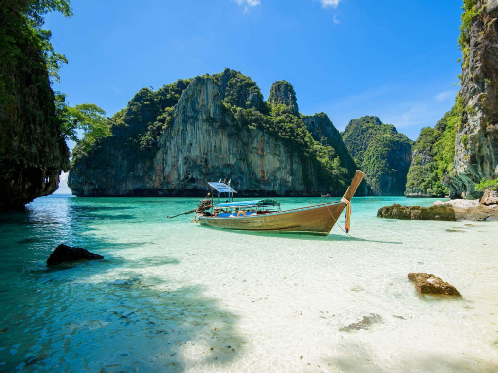 Noah Yacht Club ( JOIN DAY TRIP Noah Experience )