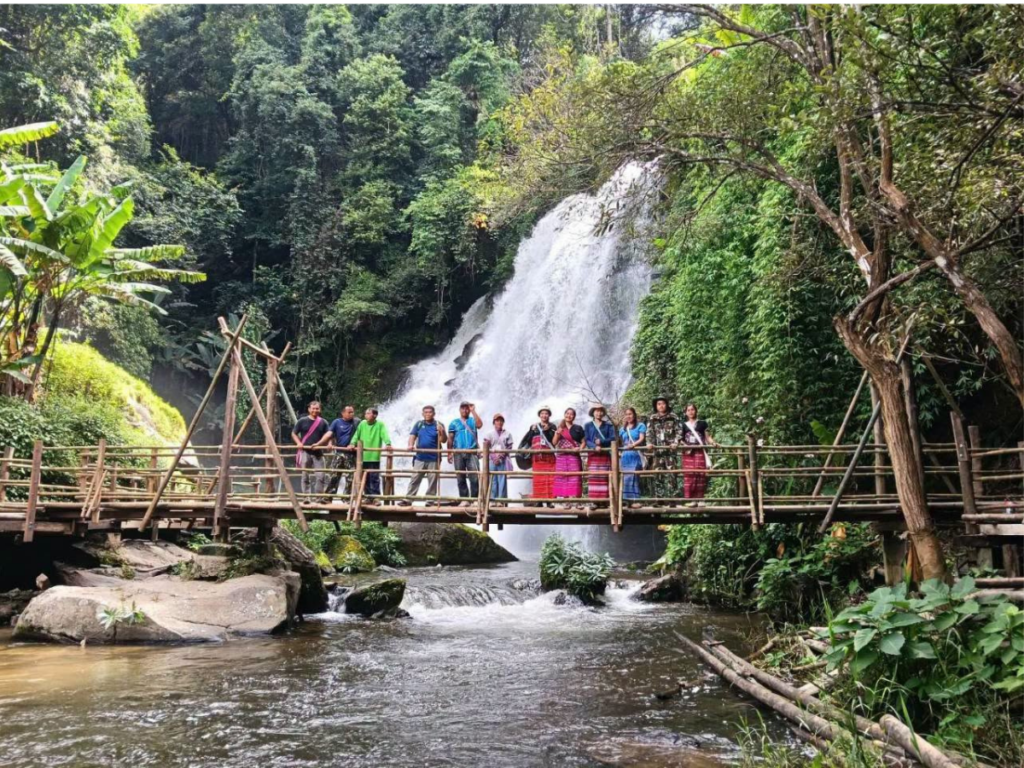 Tour Doi Inthanon National Park – Trek Pha Dok Siew