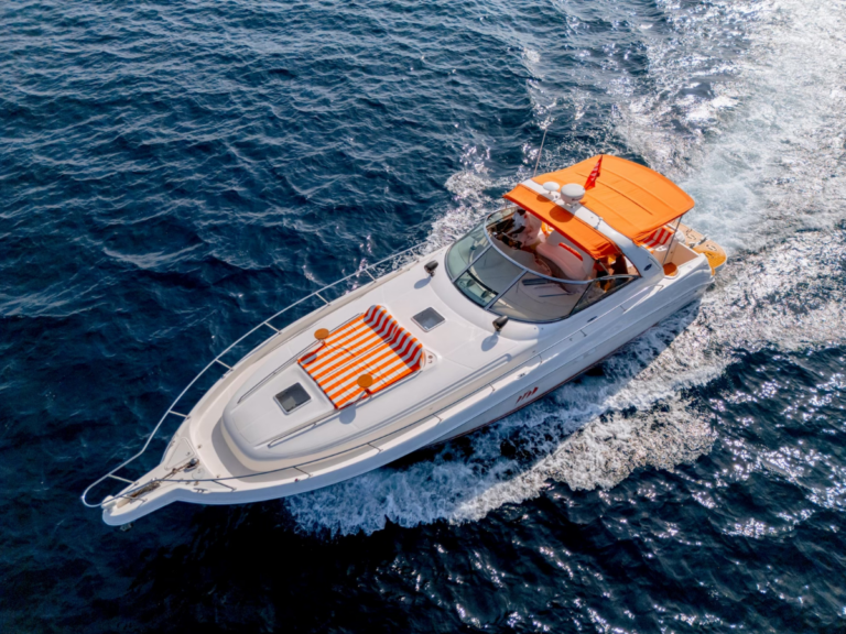 CapeMotor Yacht Searay Sundancer Vodka – 46 ft.