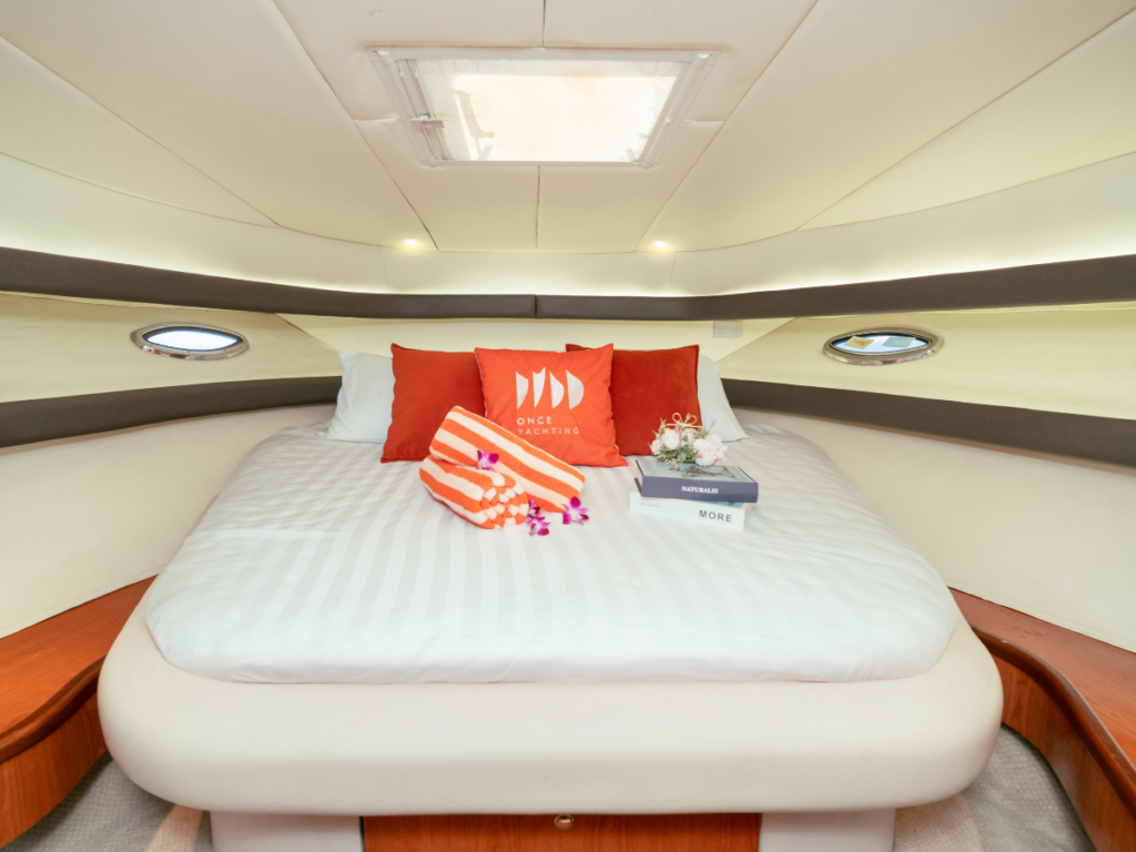 CapeMotor Yacht Searay Sundancer Vodka – 46 ft.