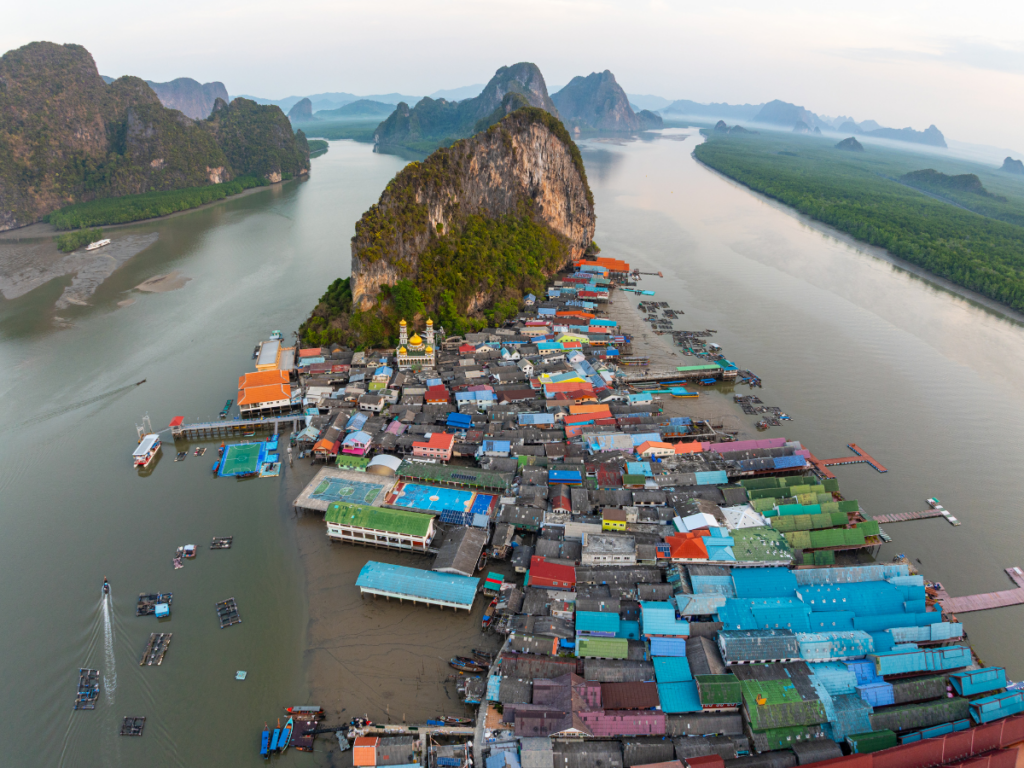 A อ่าวพังงา นาคาน้อย เกาะห้อง(กระบี่) โปรแกรมเช้า