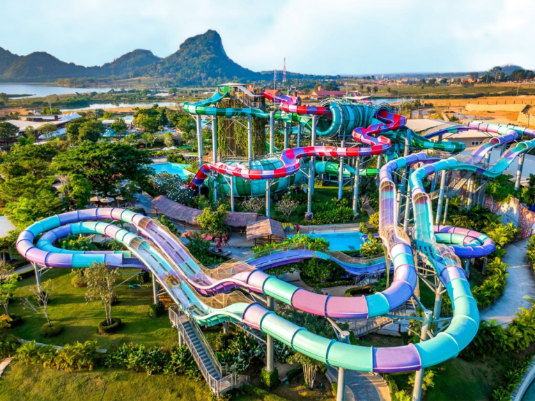 Ramayana Water Park สวนน้ำรามายณะ