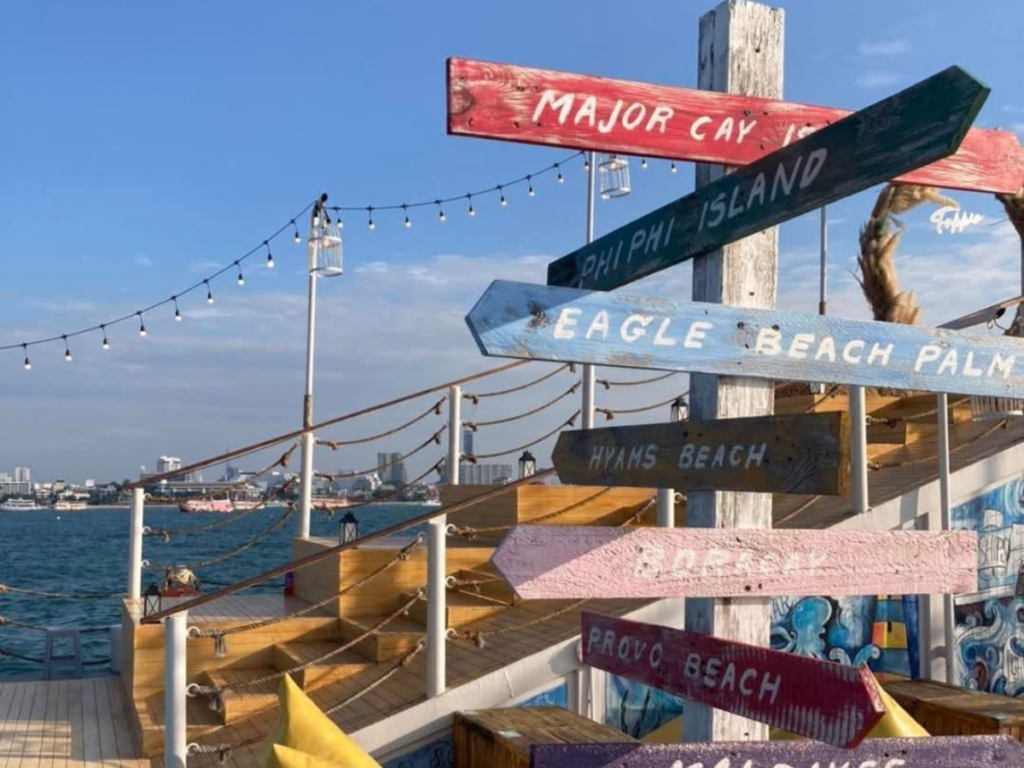 Tappia Floating Cafe Pattaya