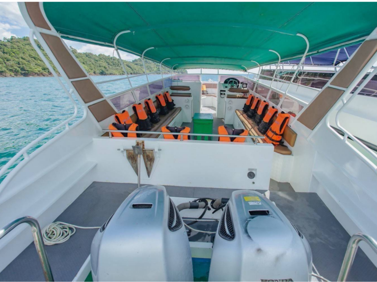 Private Speedboat to Surin Islands ไพรเวทเรือสปีดโบ๊ดเกาะสุรินทร์