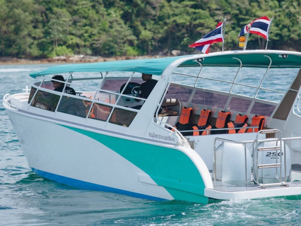 Private Speedboat to the Similan Islands ไพรเวทเรือสปีดโบ๊ดสิมิลัน