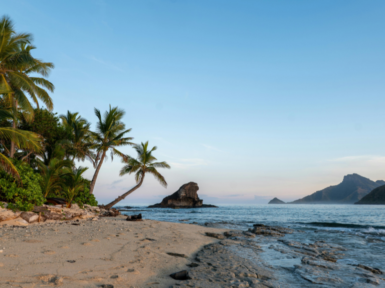 A : Nyaung Oo Phee Island เกาะนาวโอพี (SpeedBoat)