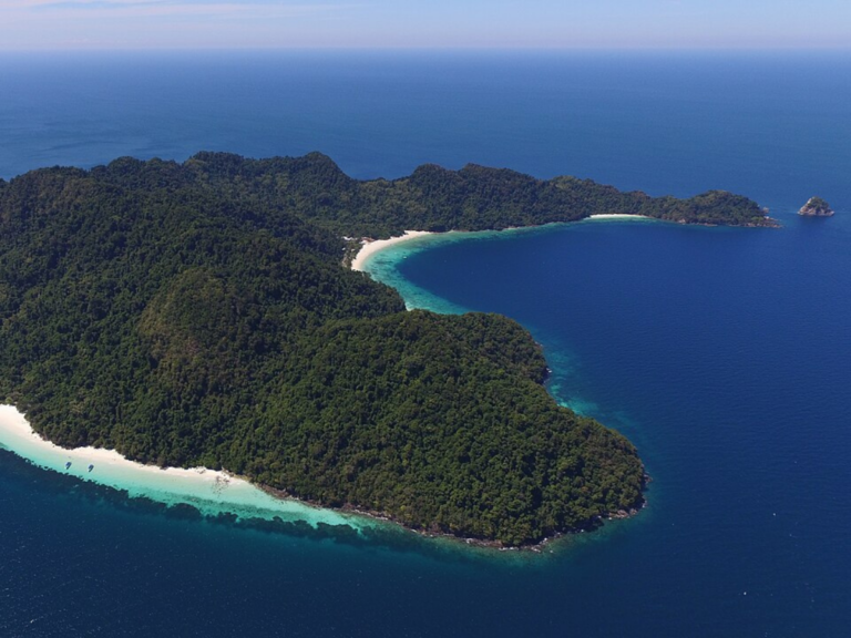 A : Nyaung Oo Phee Island เกาะนาวโอพี (SpeedBoat)